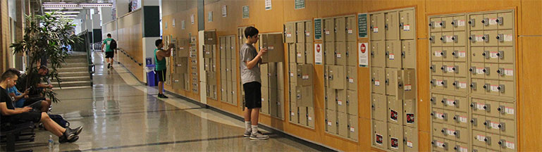 facility day use lockers