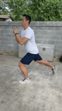 man demonstrating jump lunges