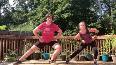 female and male demonstrating lateral lunge throw modification